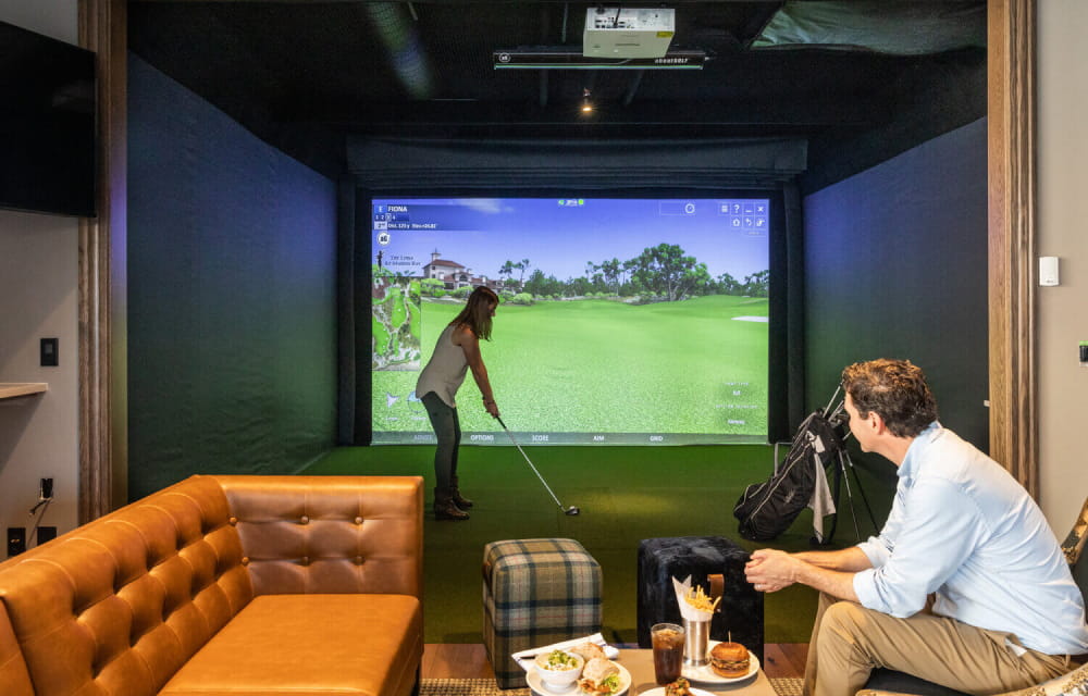 aboutGOLF simulator in living room